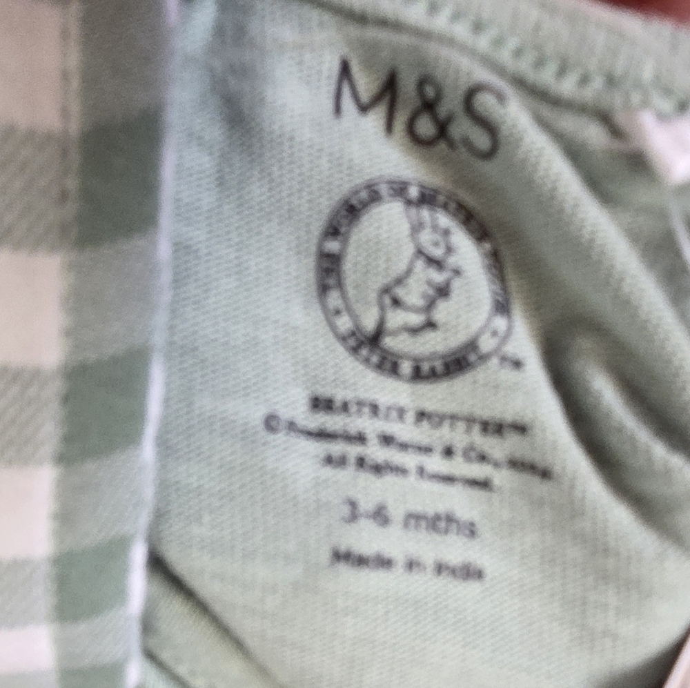 M&S Peter Rabbit Green Gingham Baby Matching Set - Picture 7 of 8